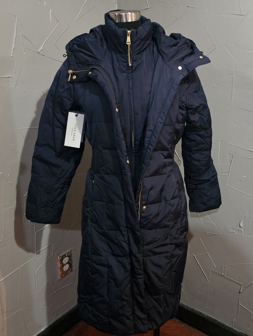 Cole Haan Signature Navy Long Quilted Puffer Coat with Hood - Small
